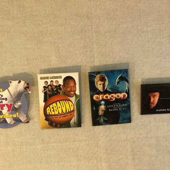 Set of 20 Movie & Kids Buttons - Picture 5 of 10